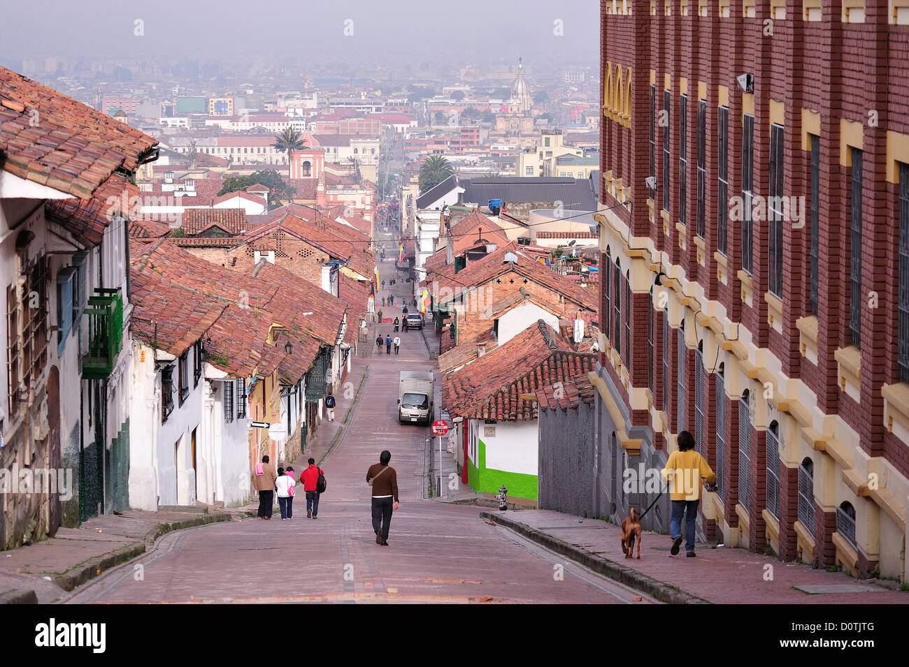 Vista, città vecchia, piastrelle, tetti, centro storico, Bogotà, Colombia, Sud America Foto Stock