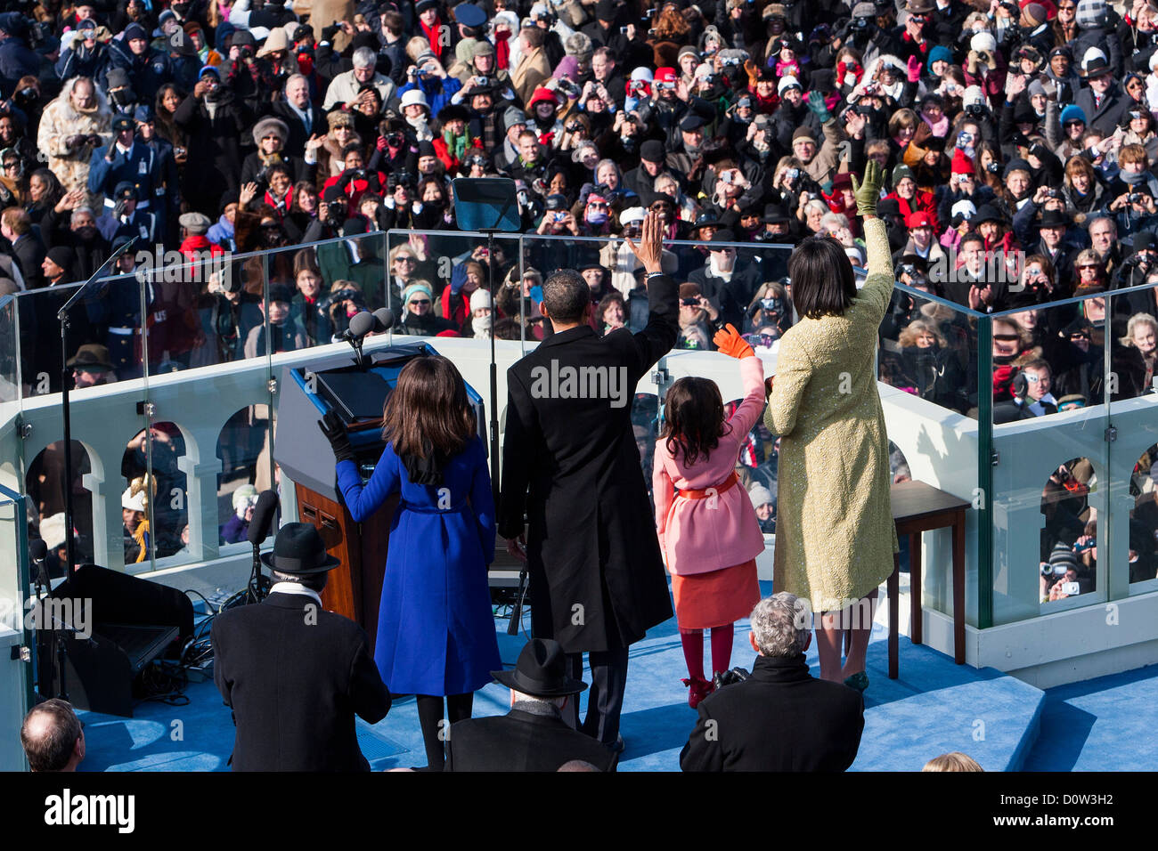 La cerimonia di insediamento del Presidente Barack Obama, 20 gennaio 2009. Michelle Obama e le figlie Sasha e Maila partecipare. Foto Stock