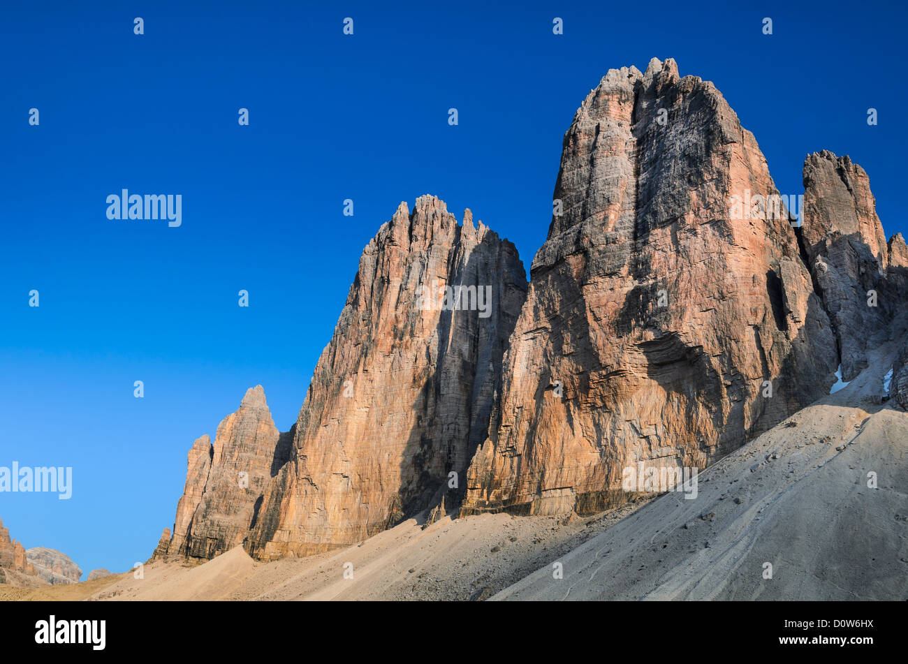 Tre Cime di Lavaredo rocce, Dolomiti di Sesto del paesaggio in Italia Foto Stock