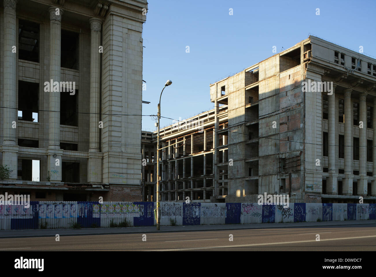Bucarest, Romania, che è ancora in costruzione Dambovita Center Foto Stock