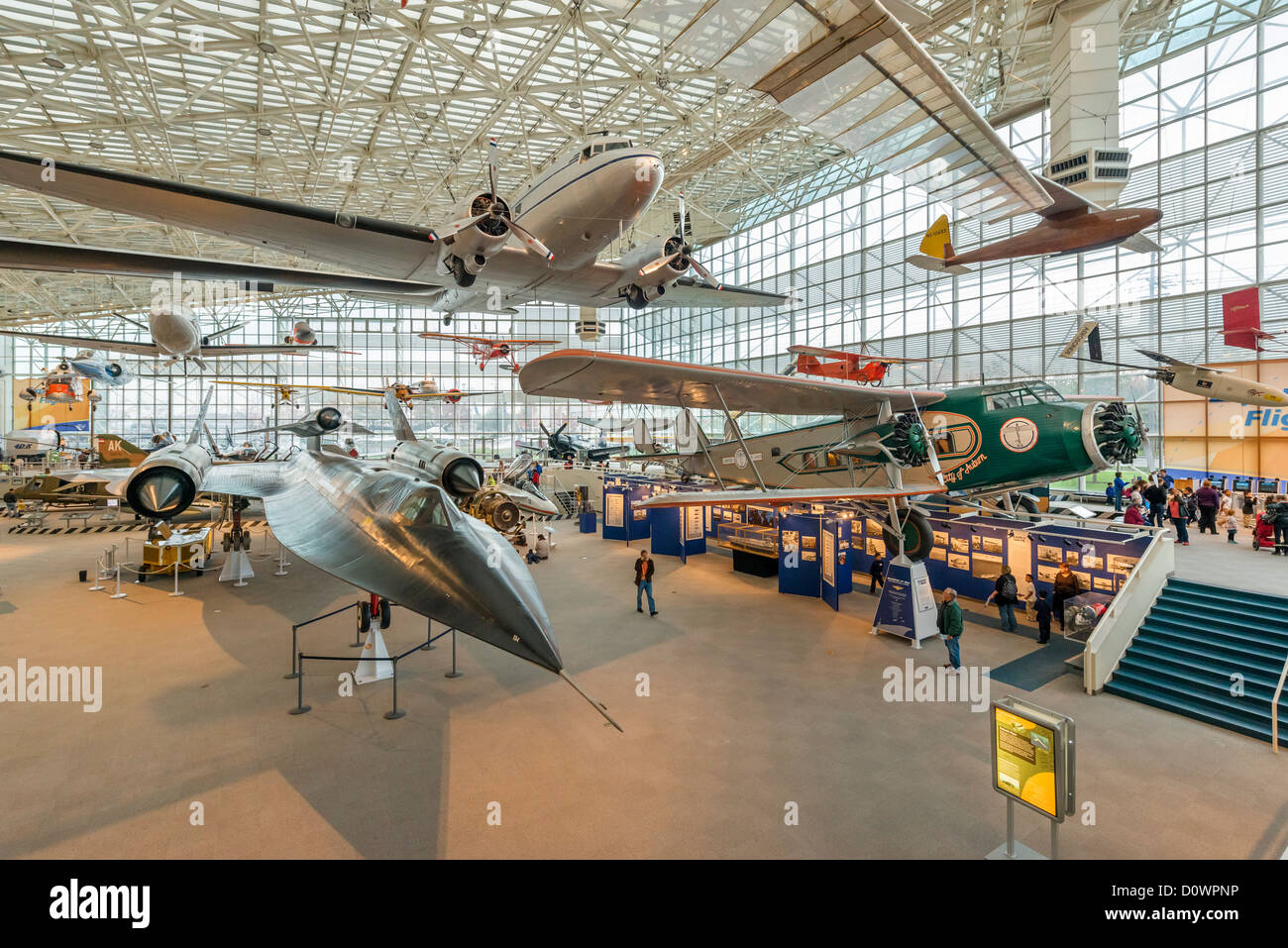 Aerei nella Grande Galleria, il Museo del Volo, Seattle, Washington, Stati Uniti d'America Foto Stock