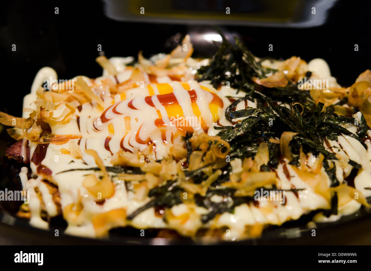 Okonomiyaki è giapponese pizza , cucina Giappone Foto Stock