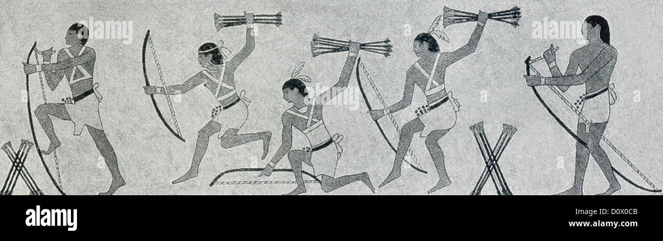 Questa illustrazione di un antico egiziano di danza di guerra ed è stato trovato in una tomba che risale a poco dopo la sesta dinastia. Foto Stock