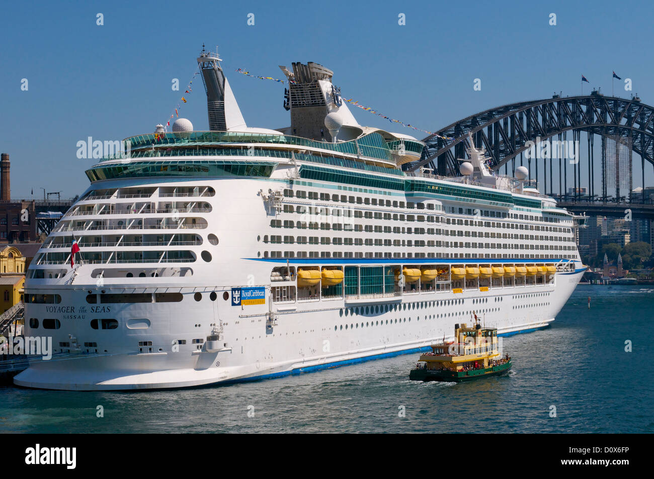 Crociera 'Voyager dei mari" ormeggiato in Circular Quay di Sydney Australia Foto Stock