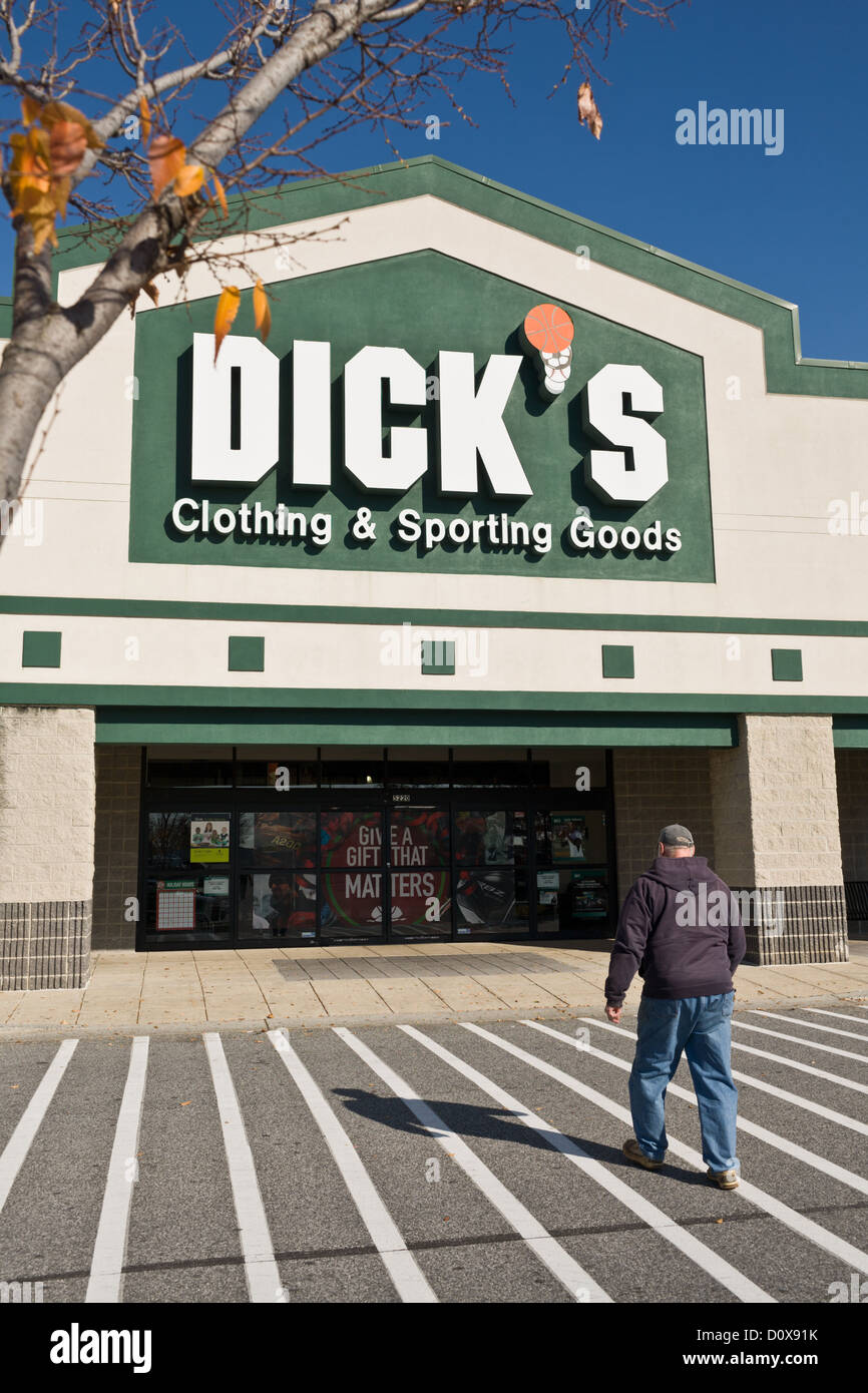 Dick's abbigliamento e negozio di articoli sportivi, ad un centro commerciale di Maryland, Stati Uniti d'America Foto Stock