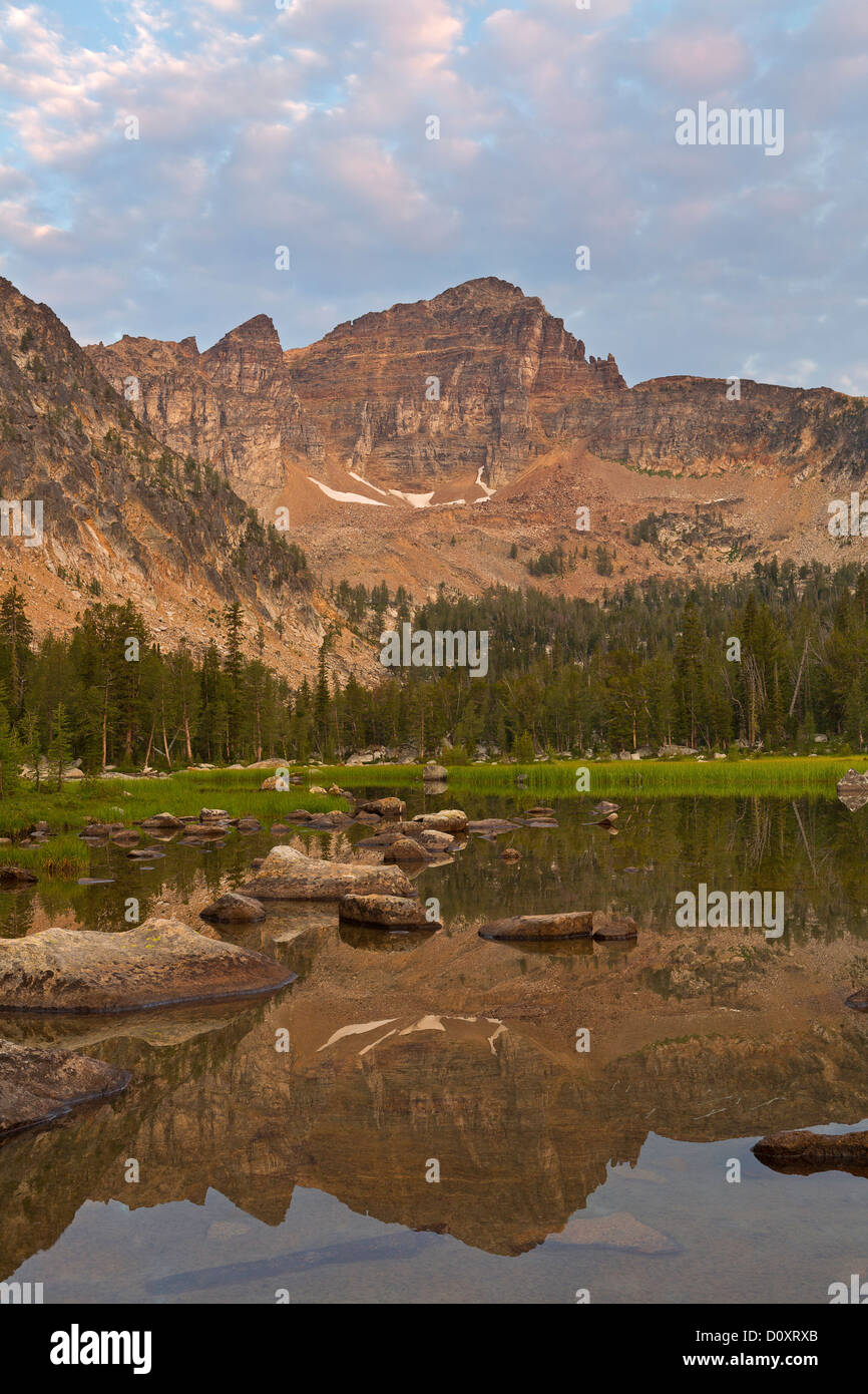 Stati Uniti d'America, Stati Uniti, America, Warren picco, Warren, Lago, acqua, stagno, sunrise, Anaconda Pintler Wilderness, MT, Montana, su Foto Stock