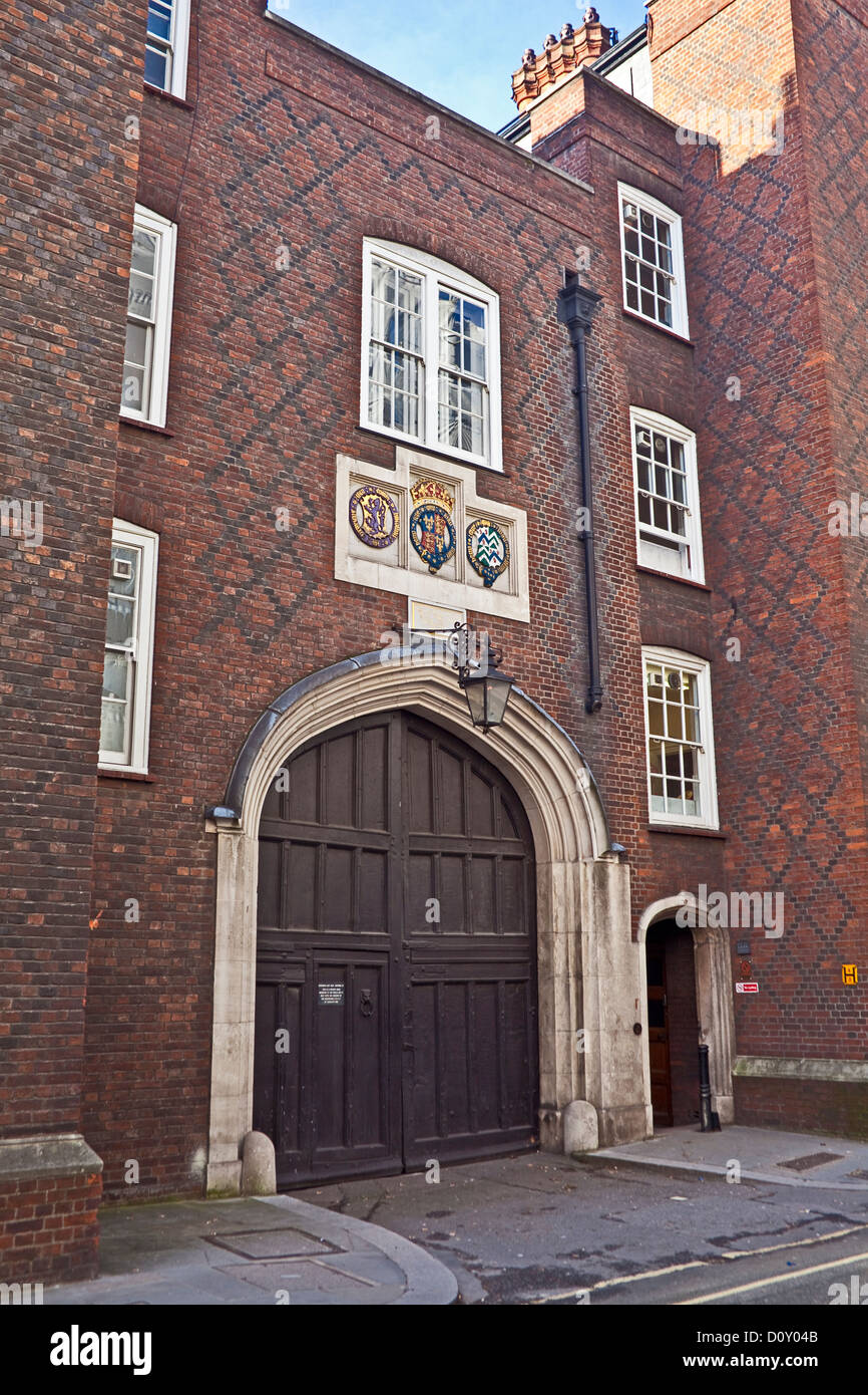 Città di Londra, Chancery Lane la cinquecentesca Porta Casa di LINCOLN' S INN Foto Stock