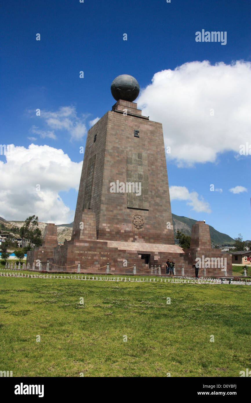Mittad del mundo in Ecuador, il centro del mondo. torre principale Foto Stock