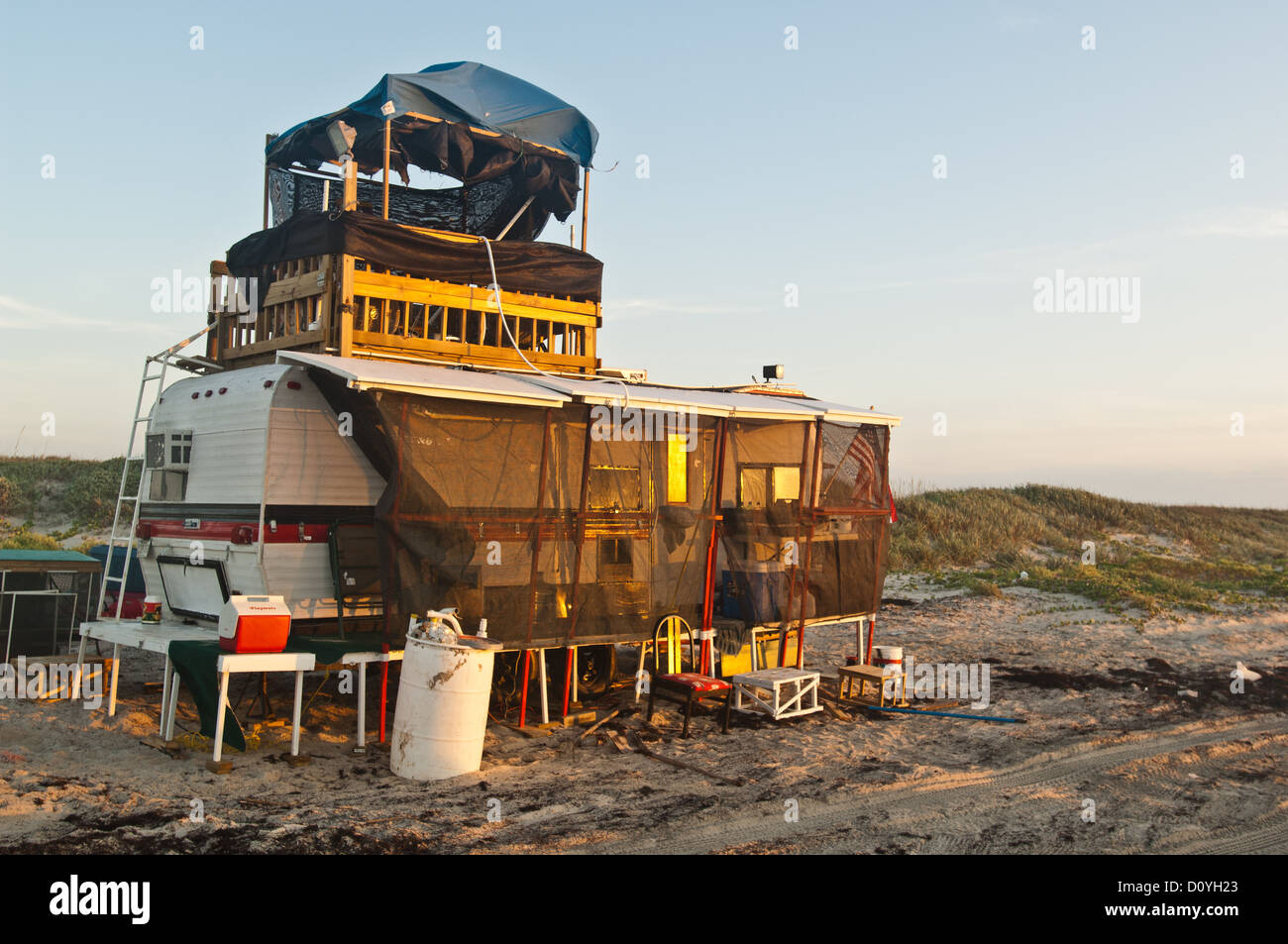 Tassa soggiorno evader sulla spiaggia a nord di Padre Island Texas Foto Stock
