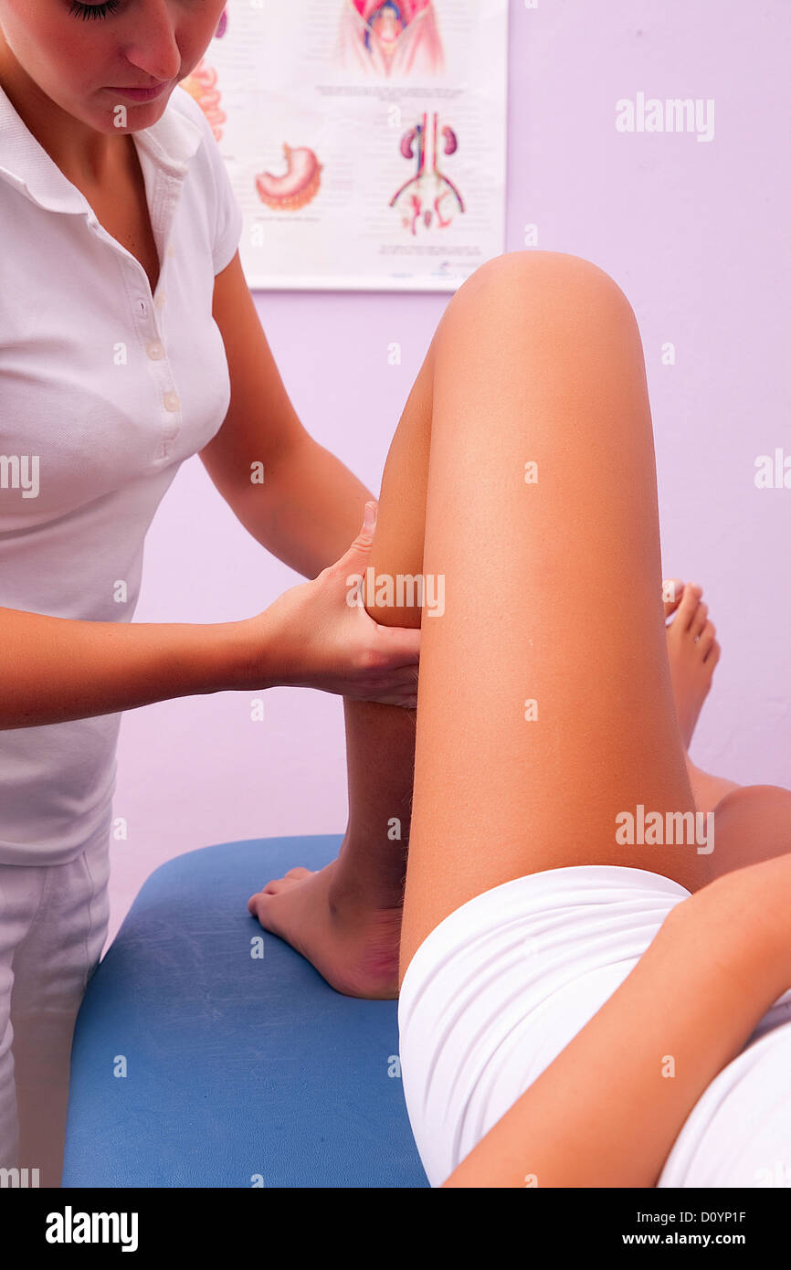 Massaggio linfodrenante Foto Stock
