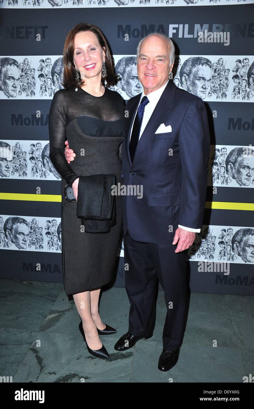 New York, Stati Uniti d'America. Il 3° dicembre 2012. Marie-Josee Kravis, Henry R. Kravis presso gli arrivi per il quinto annuale MoMA Film beneficio in onore di Quentin Tarantino, MoMA Museum of Modern Art di New York NY Dicembre 3, 2012. Foto di: Gregorio T. Binuya/Everett Collection Foto Stock