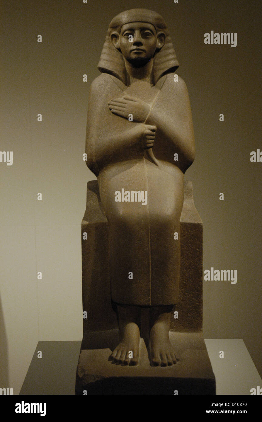 L'Egitto. Seduto statua di Chertihotep datata ca. 1850 BC. Quarzite. Regno di Mezzo. Xii dinastia. Altes Museum. Foto Stock