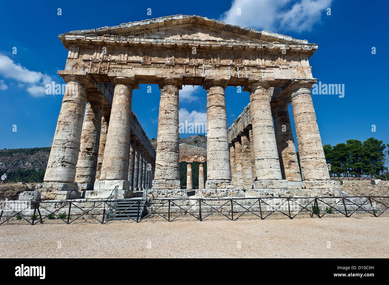 Il tempio dorico di Segesta, Sicilia, Italia Foto Stock
