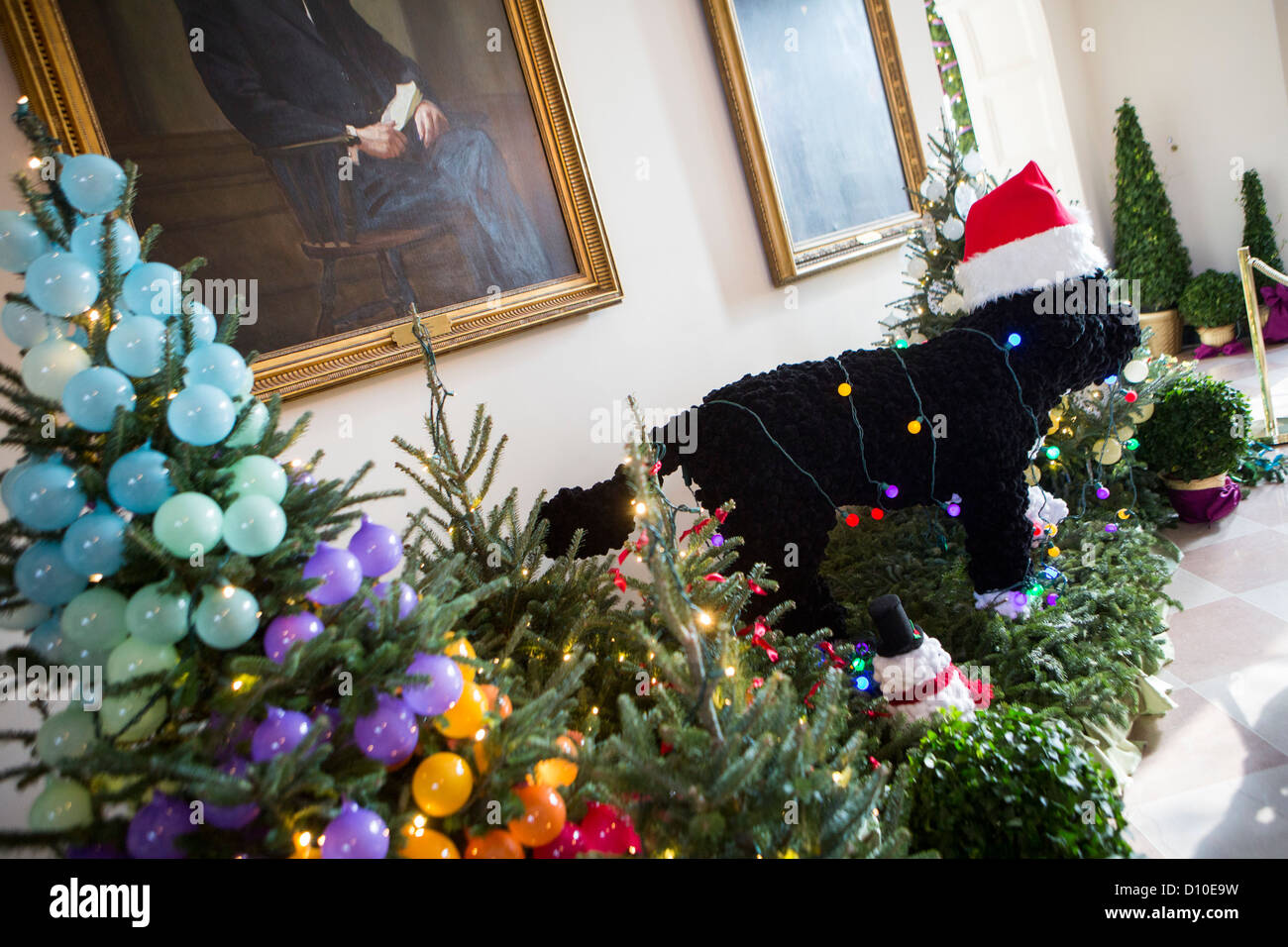 Il 2012 Casa Bianca decorazioni di Natale. Un modello di Bo. Foto Stock