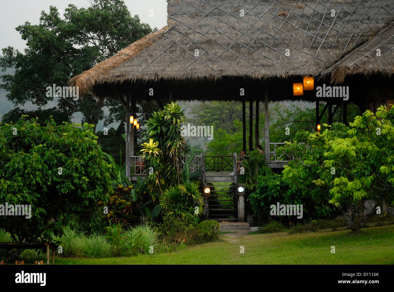 Villaggio Verde, lisu Sri Dong Yen. Mae Teang, Chiang Mai, Thailandia, Asia Foto Stock