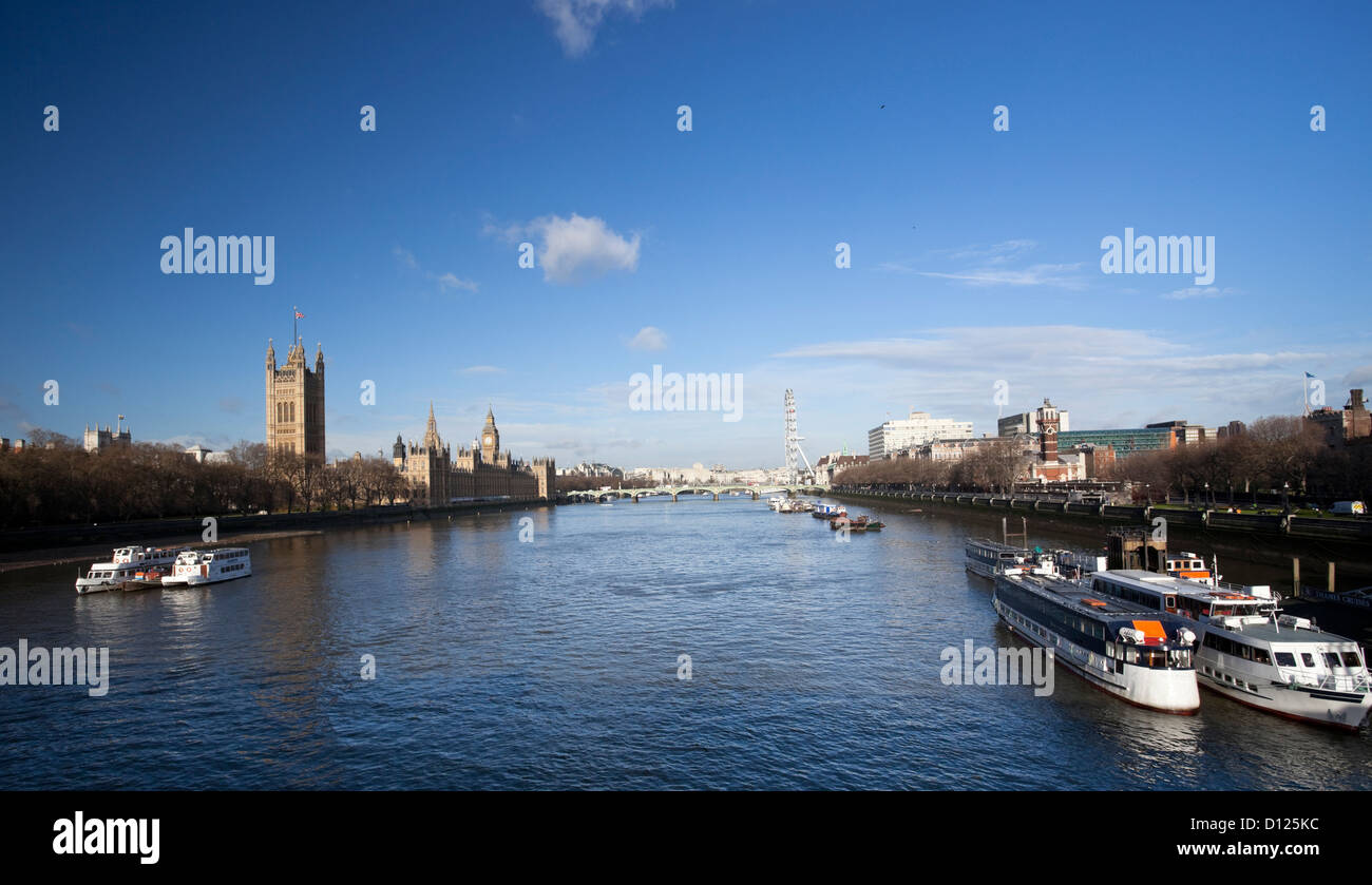 Il fiume Tamigi, London, England, Regno Unito Foto Stock