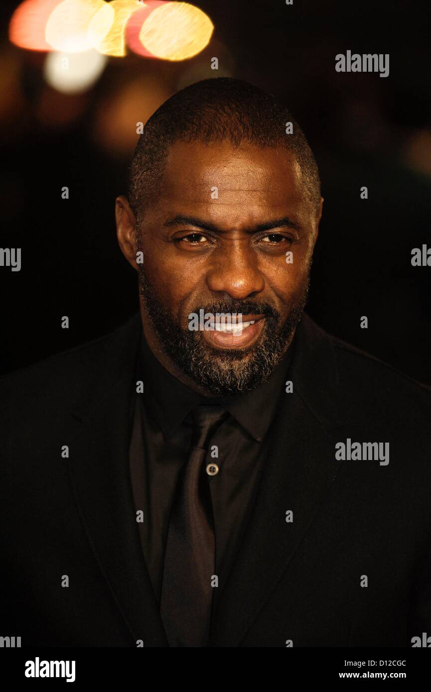 Idris Elba assiste la Premiere mondiale di Les Misérables su 05/12/2012 a Leicester Square, Londra. Persone nella foto: Idris Elba. Foto di Julie Edwards Foto Stock