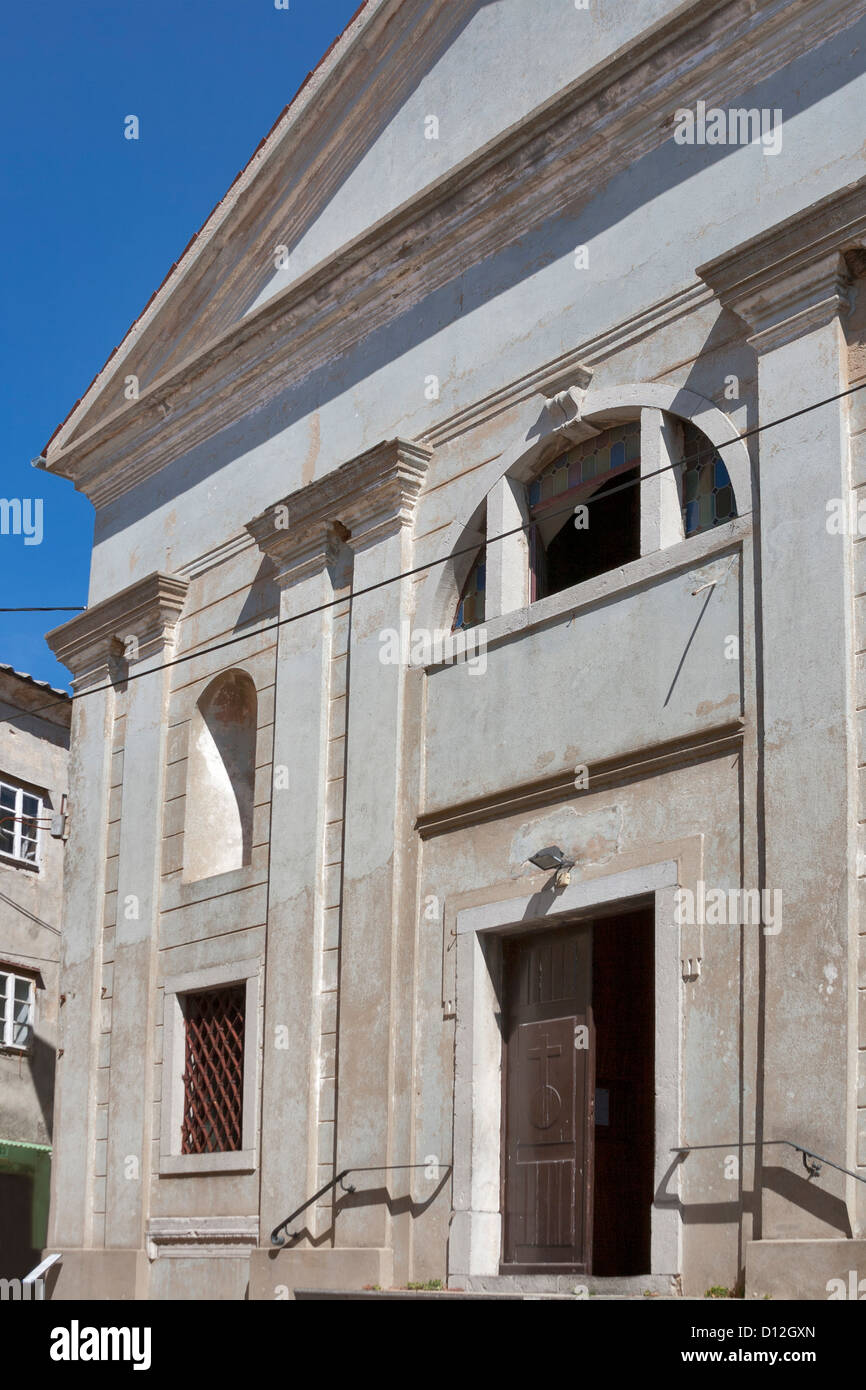 Vrbnik antica chiesa sulla isola di Krk, Croazia Foto Stock