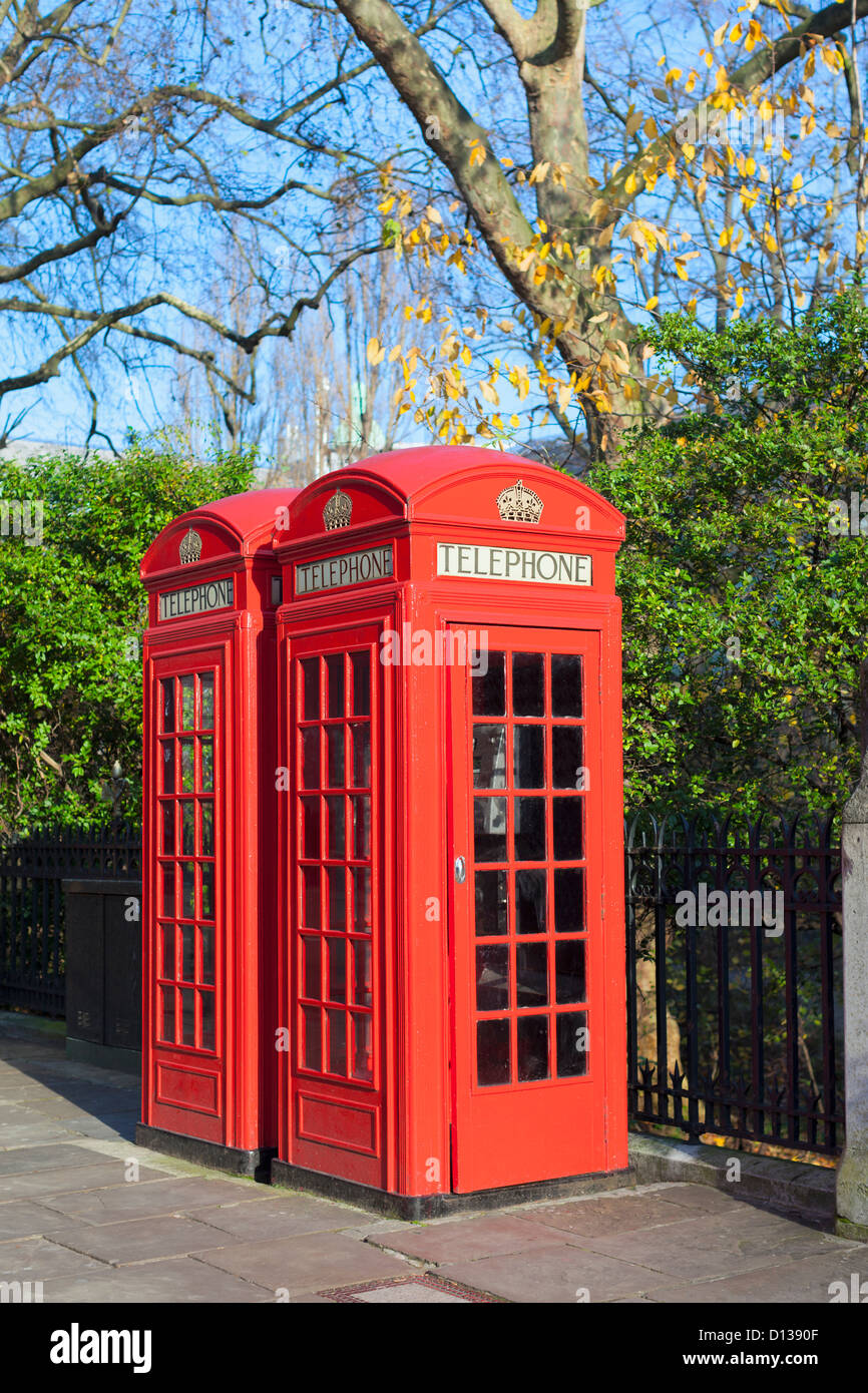 Cabine telefoniche rosse,Londra,UK Foto Stock