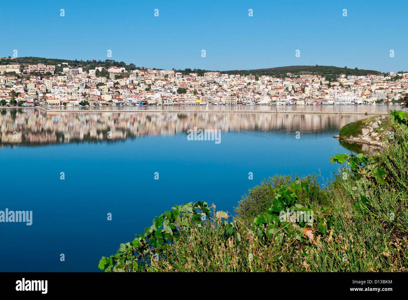 Tradizionale città greca di Argostoli presso l'isola di Cefalonia in Grecia Foto Stock
