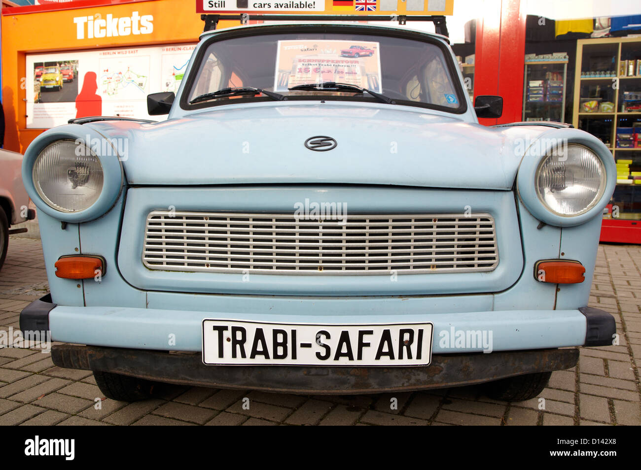Trabant vettura East Berlino Germania Foto Stock