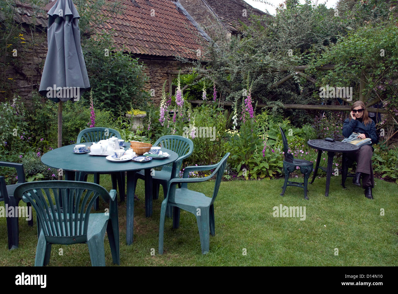 Il giardino del re Johns Hunting Lodge sala da tè Lacock Wiltshire, Inghilterra REGNO UNITO Foto Stock