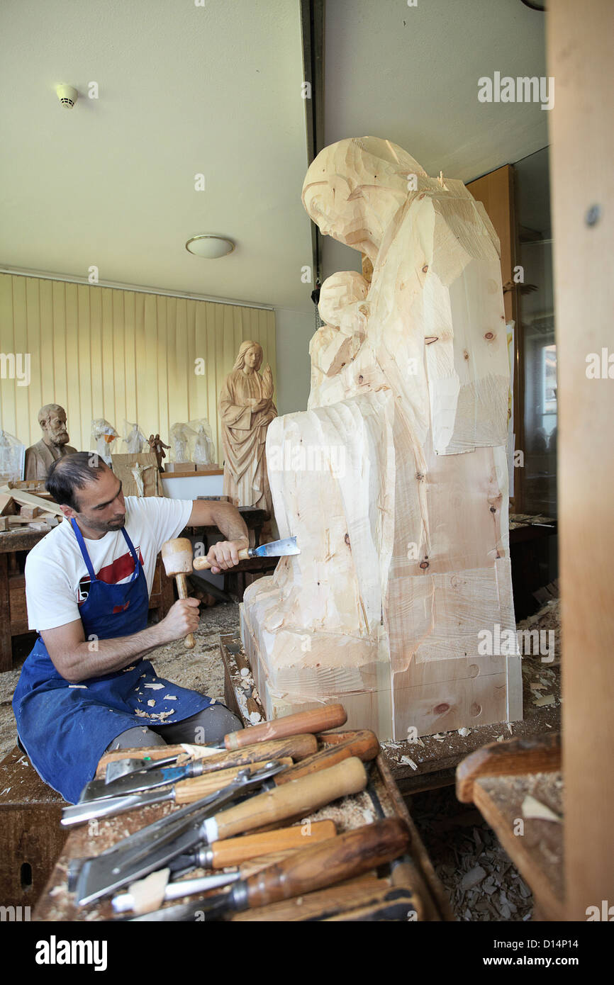 Scultore del cesello figura da legno Foto Stock