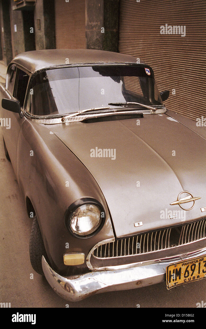 L'Avana, Cuba, Opel Rekord dal 50s Foto Stock