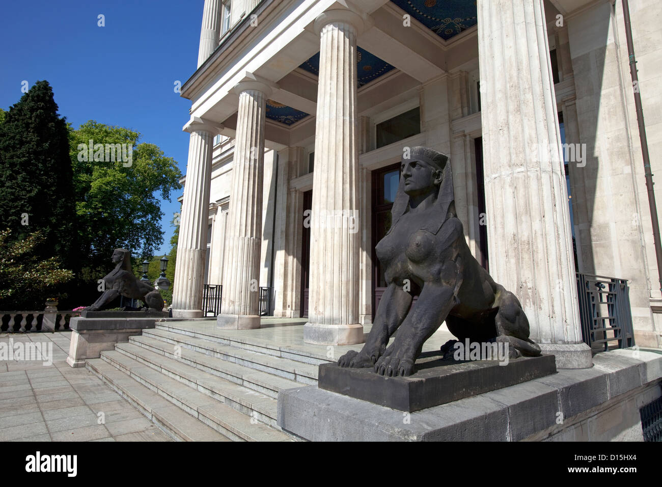 Essen, Germania, Villa Huegel della famiglia Krupp, terrazza con Sphinx Foto Stock