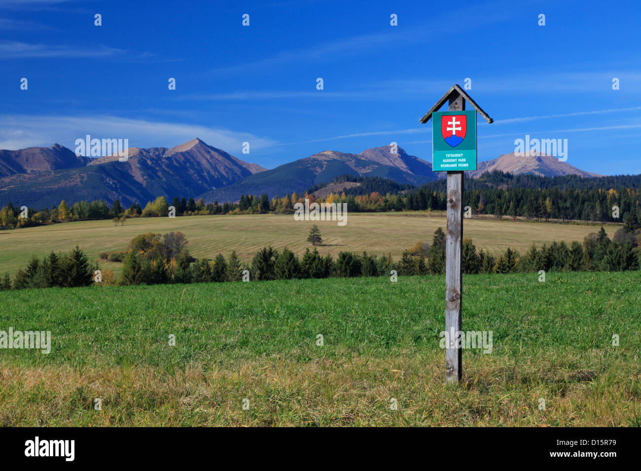 Simbolo ufficiale per il Tatra Mountain National Park vicino Vazek nei monti Tatra regione di montagna della Slovacchia Foto Stock