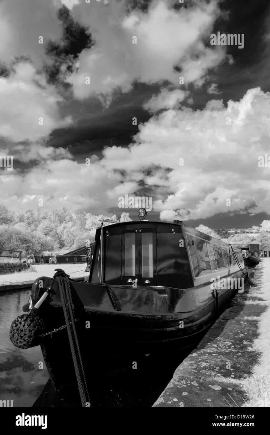 Canal chiatta Bugsworth nel bacino del canale, DERBYSHIRE REGNO UNITO Foto Stock