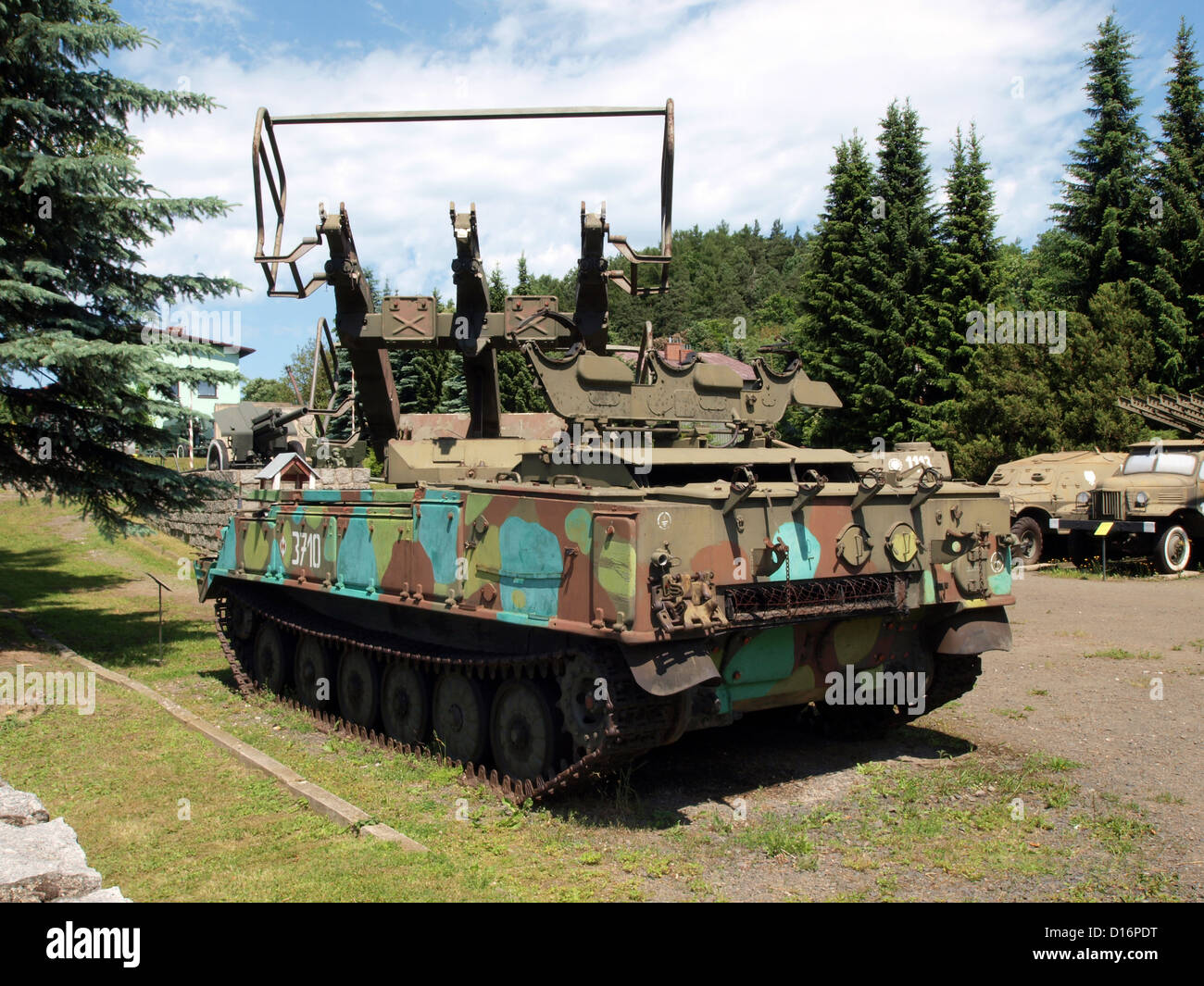 Il 2K12 Kub, fotografato in Polonia all'Open Air Exhibition, è un sistema missilistico terra-aria progettato dall'Unione Sovietica. Fa parte della mostra militare polacca, che mostra armi storiche e tecnologie di difesa. Foto Stock
