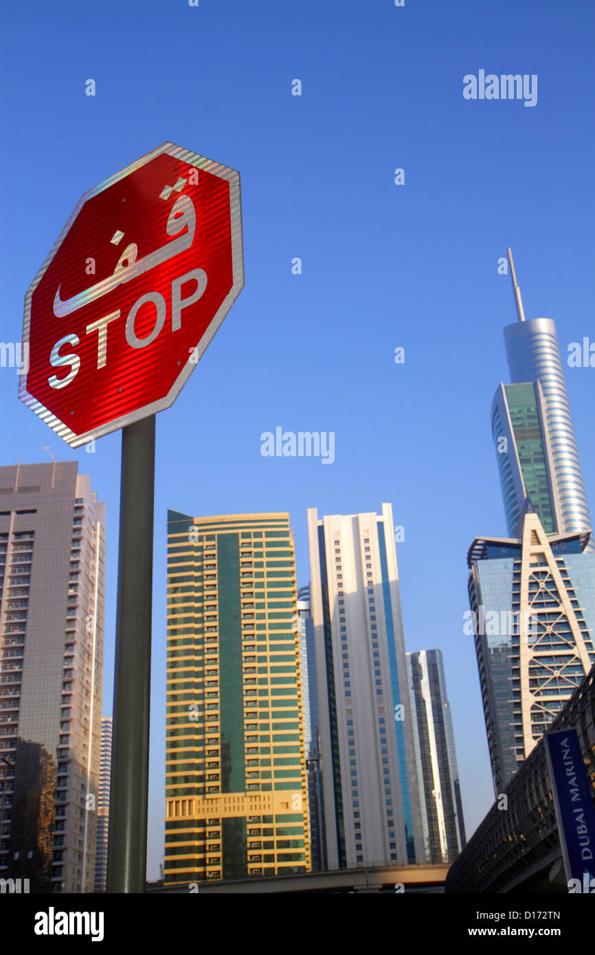 Dubai UAE,Emirati Arabi Uniti,Jumeirah Lake Towers,Lake City Tower