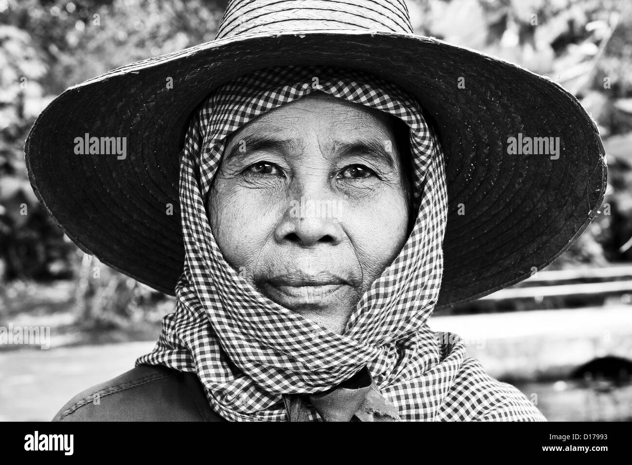 Thailandia, Bangkok, i Giardini delle Rose, il ritratto di un agricoltore tailandese donna Foto Stock