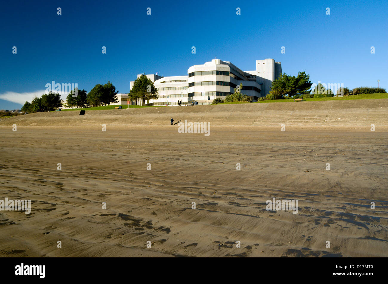 Swansea Beach e County Hall, Swansea, South wales, Regno Unito Foto Stock