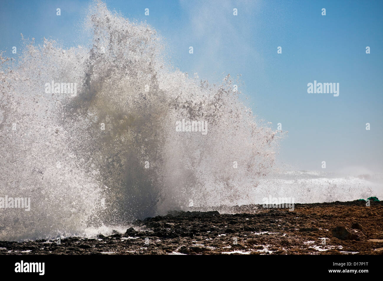 Crashing Surf in Blowing Rock Nature Preserve,Florida Foto Stock