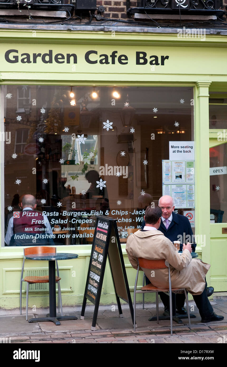 Newburgh street scene, Londra, Inghilterra Foto Stock