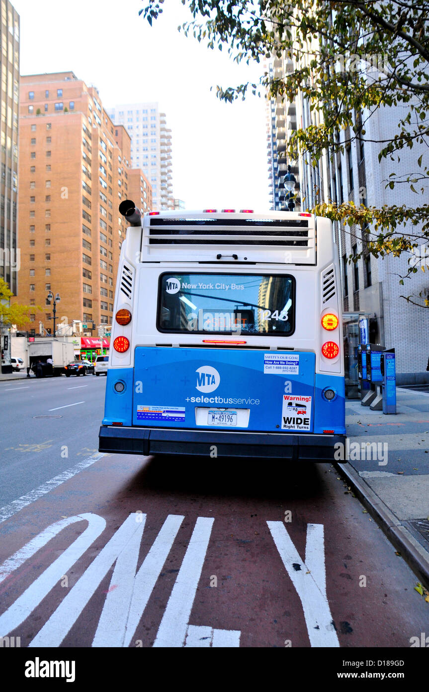 New York City i mezzi di trasporto pubblici M15 Selezionare Bus, Manhattan, New York City, Stati Uniti d'America Foto Stock