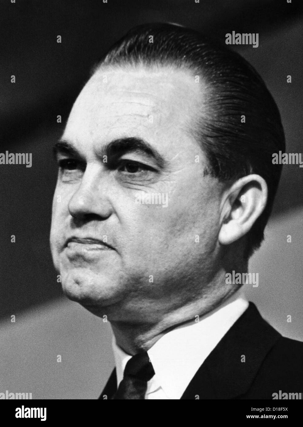 Governatore George Wallace di Alabama. Giugno 8, 1964. (CSU ALPHA 331) Archivi CSU/Everett Collection Foto Stock