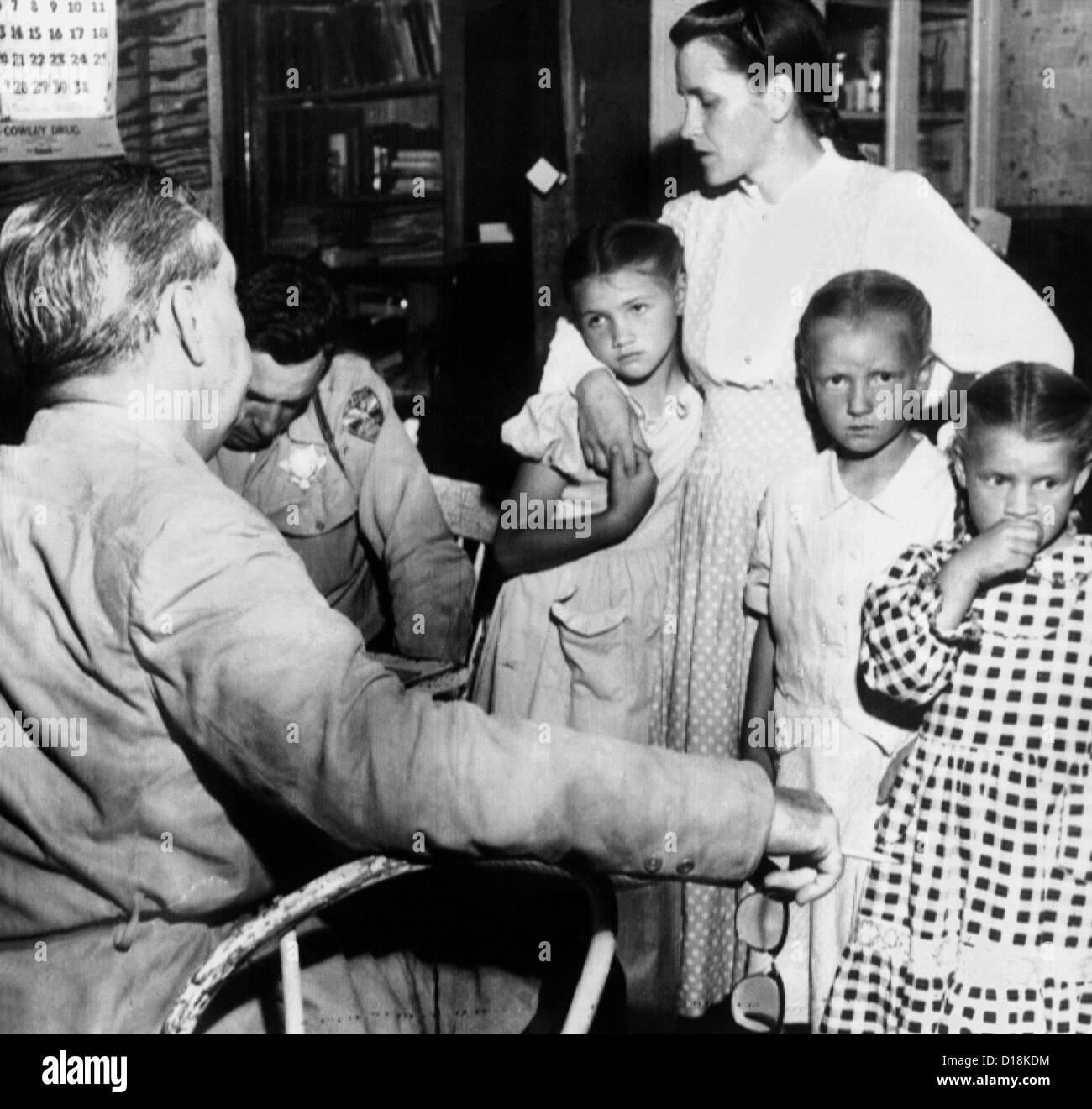 La sig.ra John Barlow sotto arresto. Era un membro del fondamentalismo Mormoni setta, il 'unita sforzo' che la pratica Foto Stock