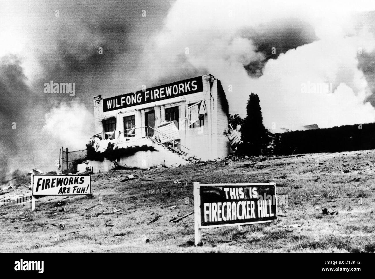 La parete anteriore del Wilfong fuochi d'artificio Co., dopo che è esplosa ferendo 13 persone, Fort Worth, Texas. Giugno 19, 1953. Foto Stock