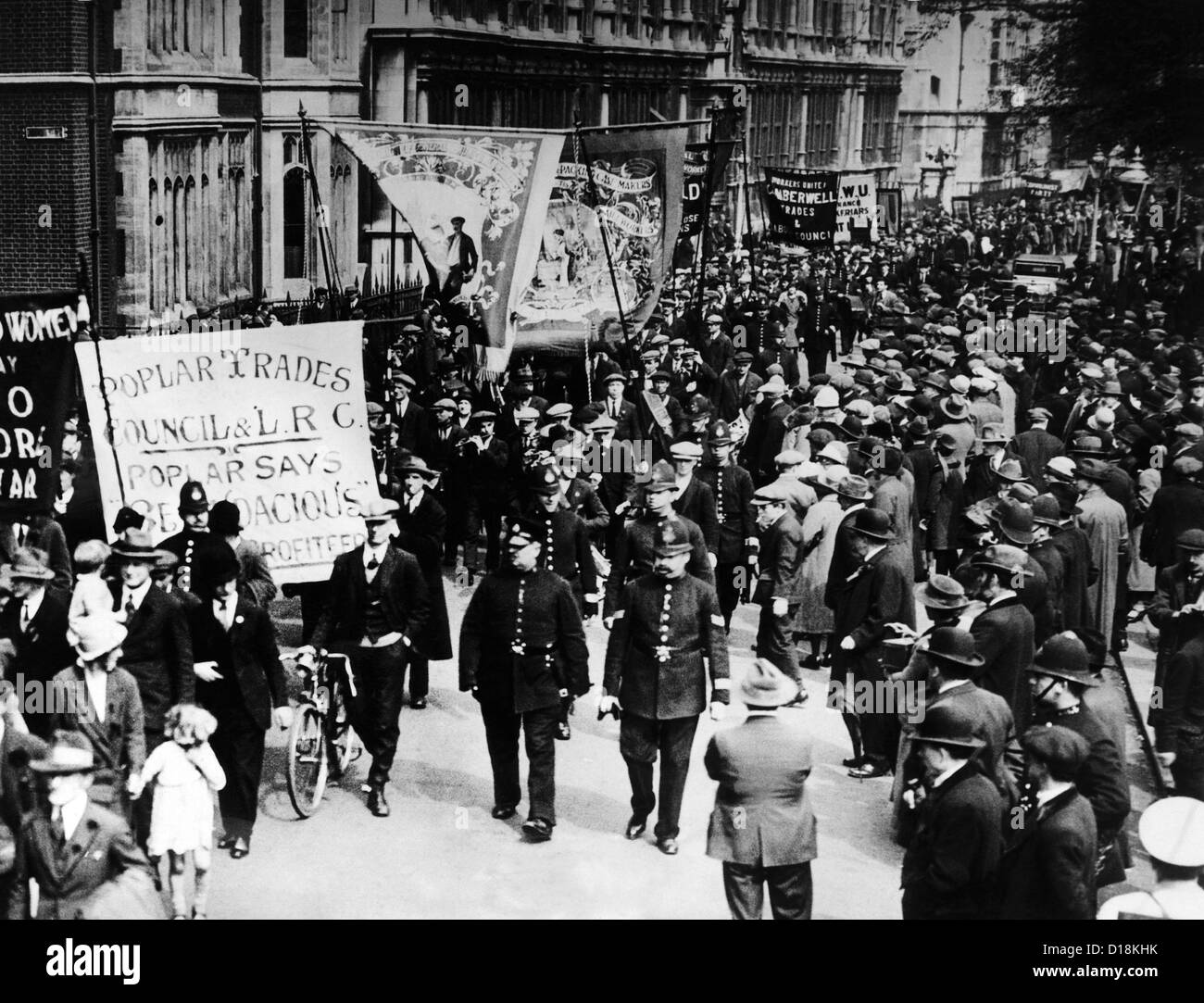 Giorno di maggio sfilata dei comunisti, e l'Ala Sinistra Laborites. Il grande sciopero generale che ha iniziato 2 giorni più tardi. Londra, Foto Stock