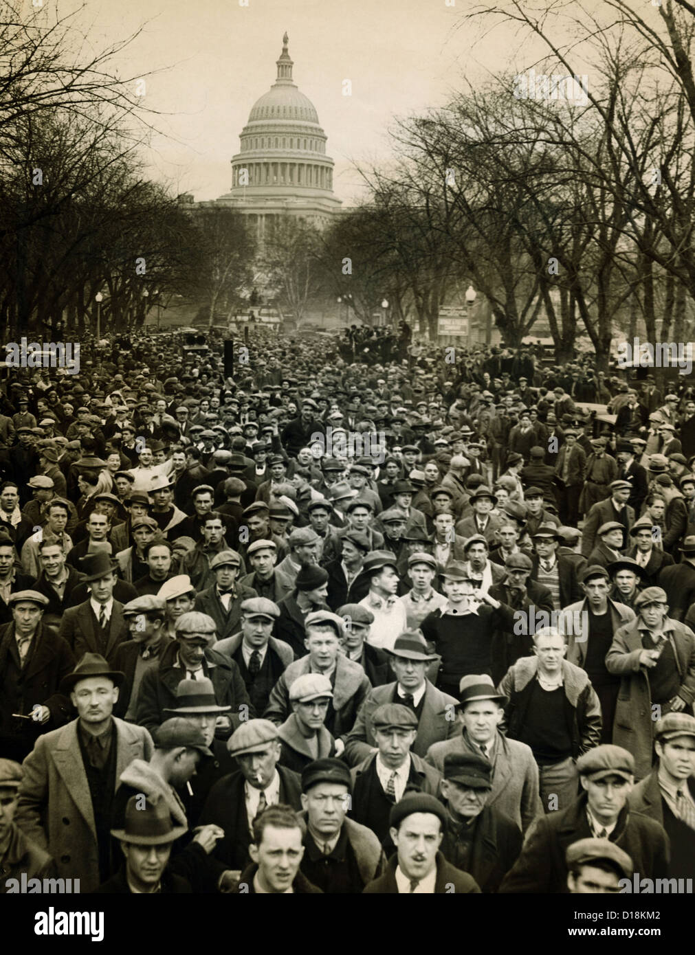10.000 disoccupati hanno marciato dalla fame al bloccato le strade nei pressi del Campidoglio il 7 gennaio 1932. Questa prima messa la fame marzo è stato Foto Stock