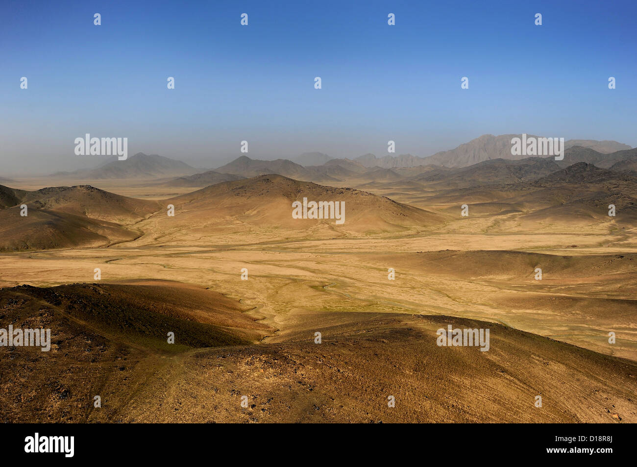 Vista aerea della montagne aride dell'Afghanistan meridionale di Uruzgan Provence, Afghanistan. Foto Stock