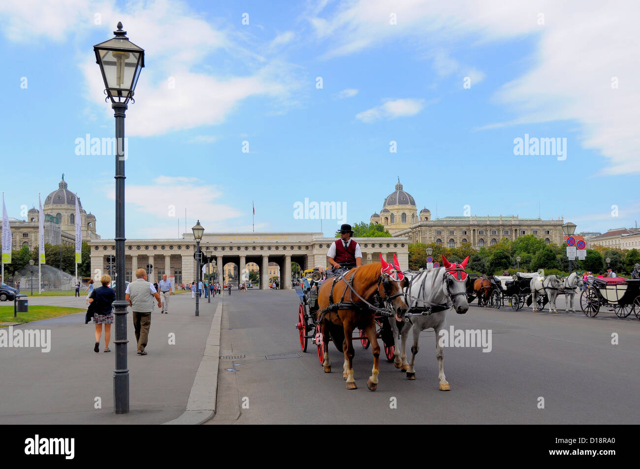 Österreich, Wien, Hofburg zu Wien, Fiaker, Pferde mit Kutsche, Foto Stock