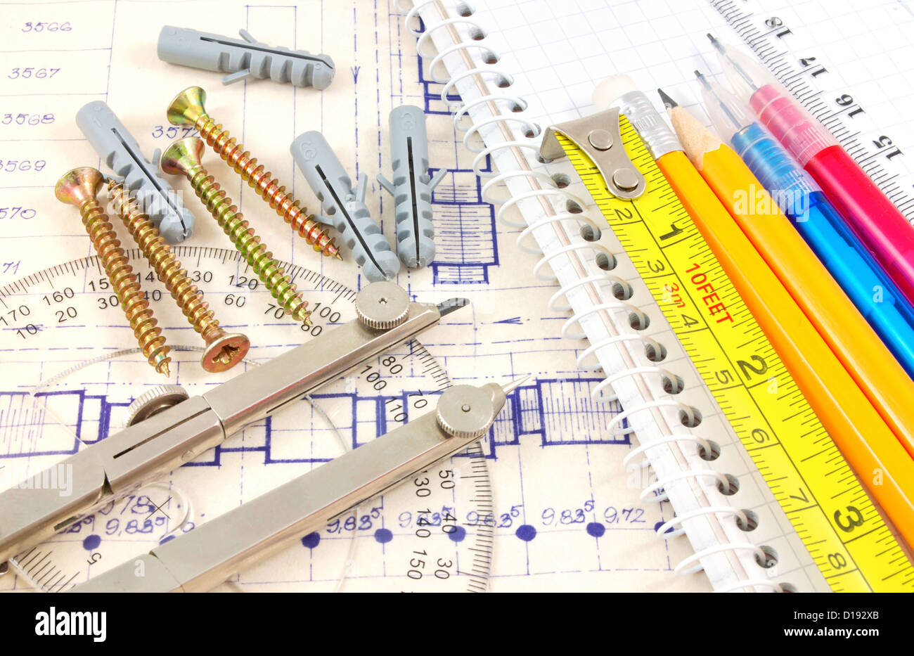 Blueprint e apparecchiature di geometria still life Foto Stock