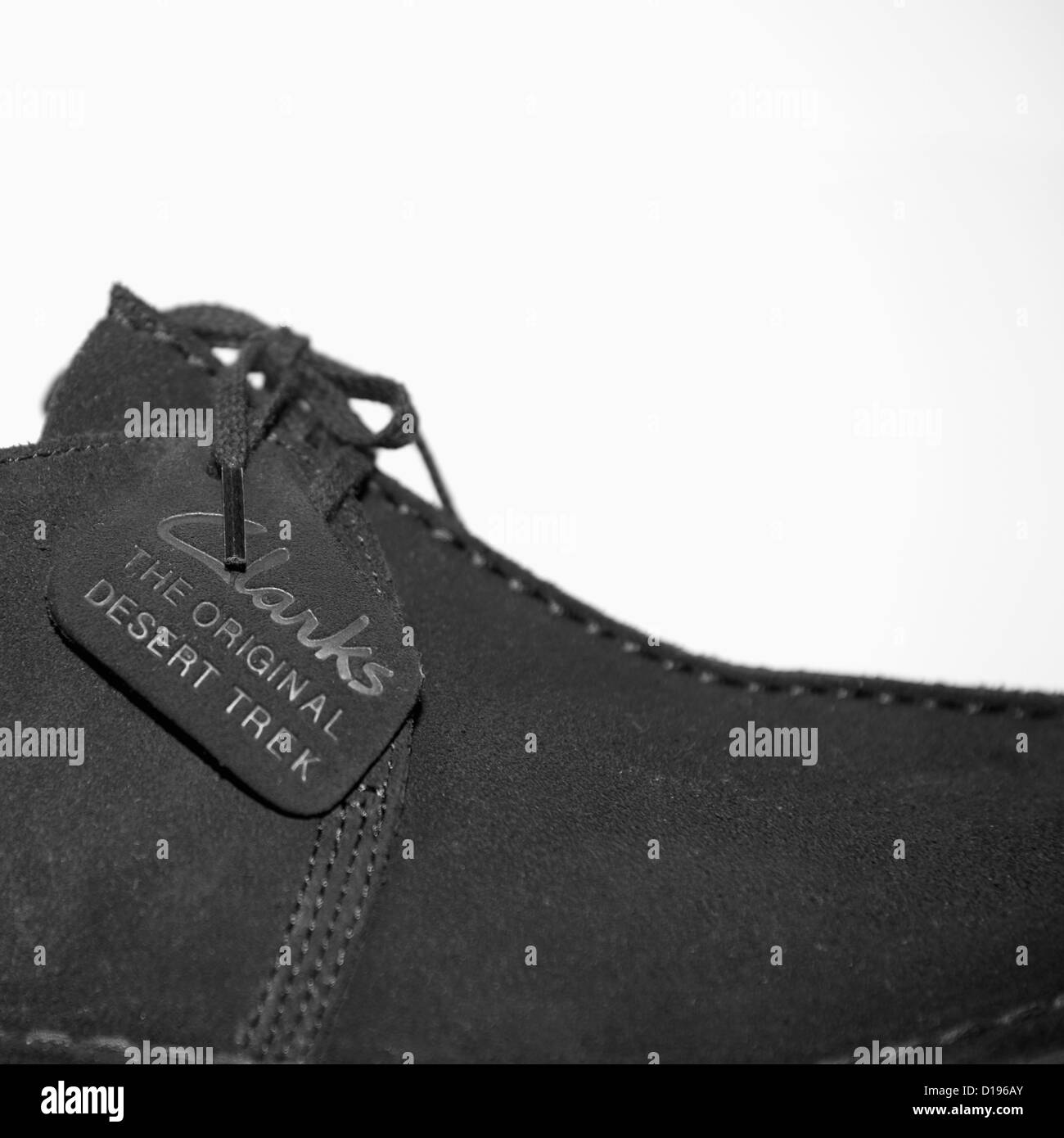 Close-up di un camoscio nero Clarks Desert Trek scarpa Foto Stock