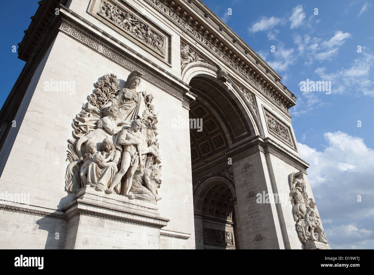 Francia Paris Arc de Triomphe Étoile uno più importanti monumenti famosi di Parigi nel centro Place Charles de Gaulle Foto Stock