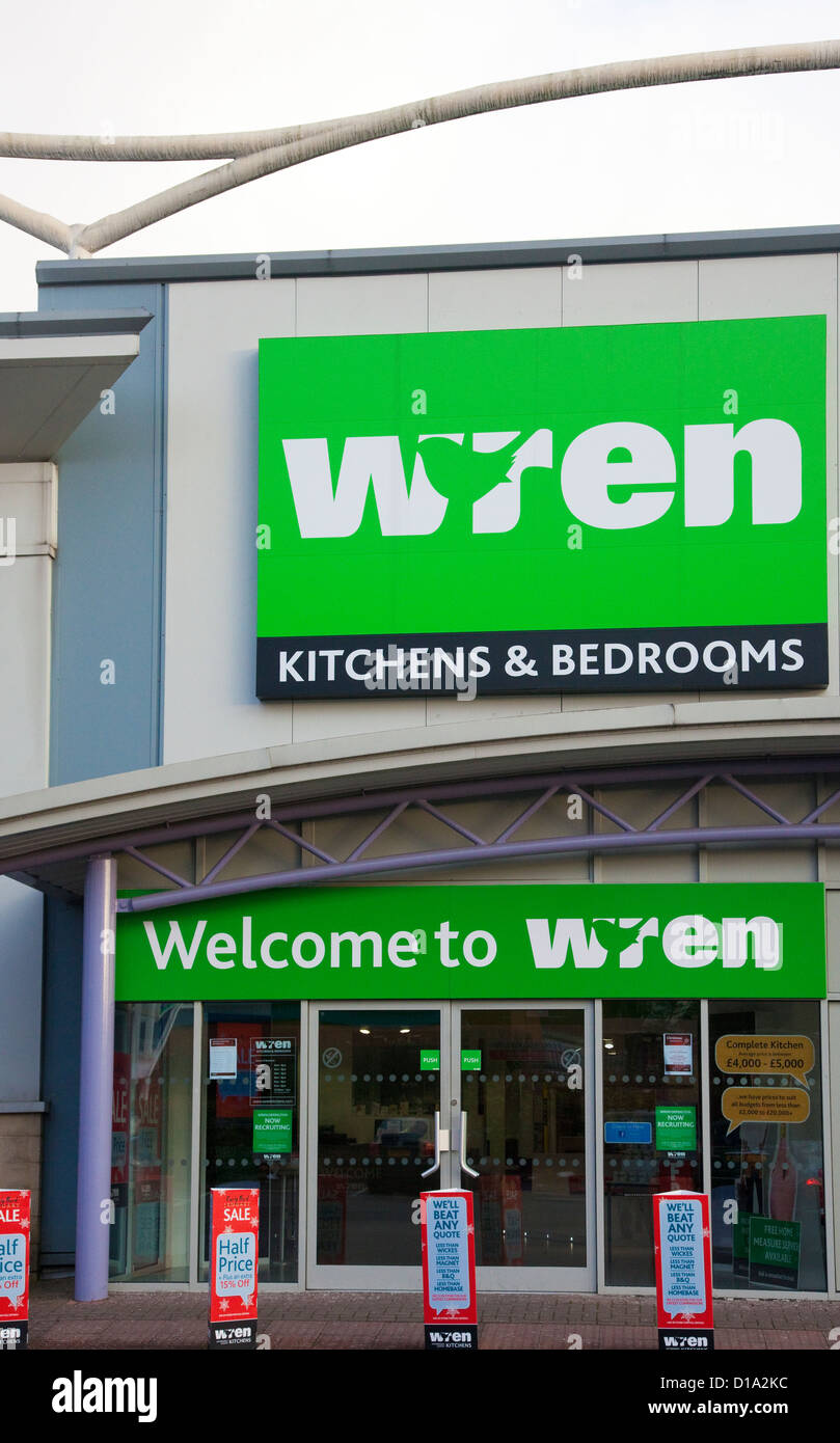 Negozio di fronte, magazzino per la vendita al dettaglio, Wren cucine e bagni, REGNO UNITO Foto Stock
