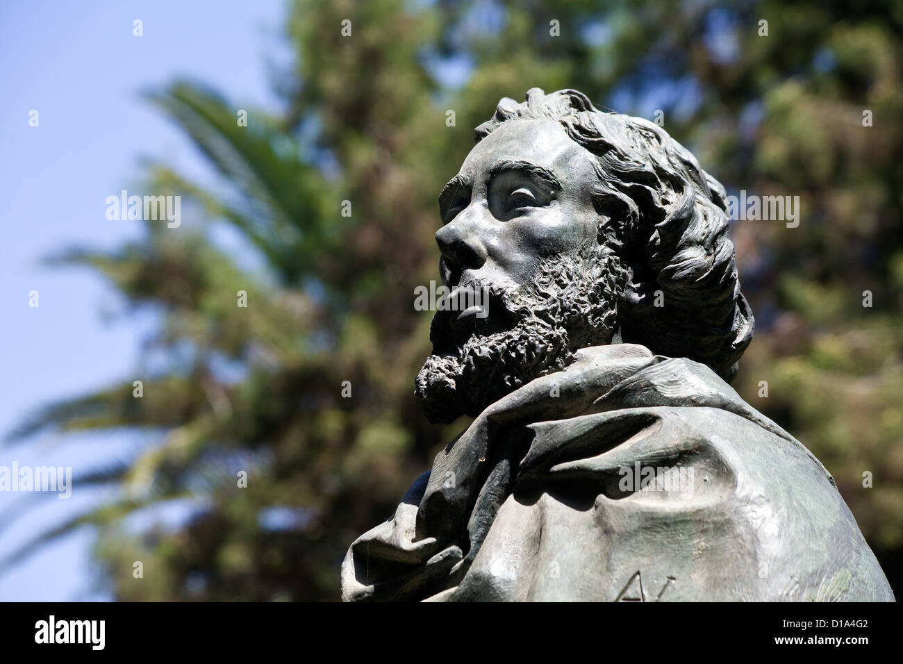 Statua del pittore Bernardo Ferrándiz scolpito da Agapit Vallmitjana ho Barbany nell'Harbourside park a Malaga, Spagna Foto Stock